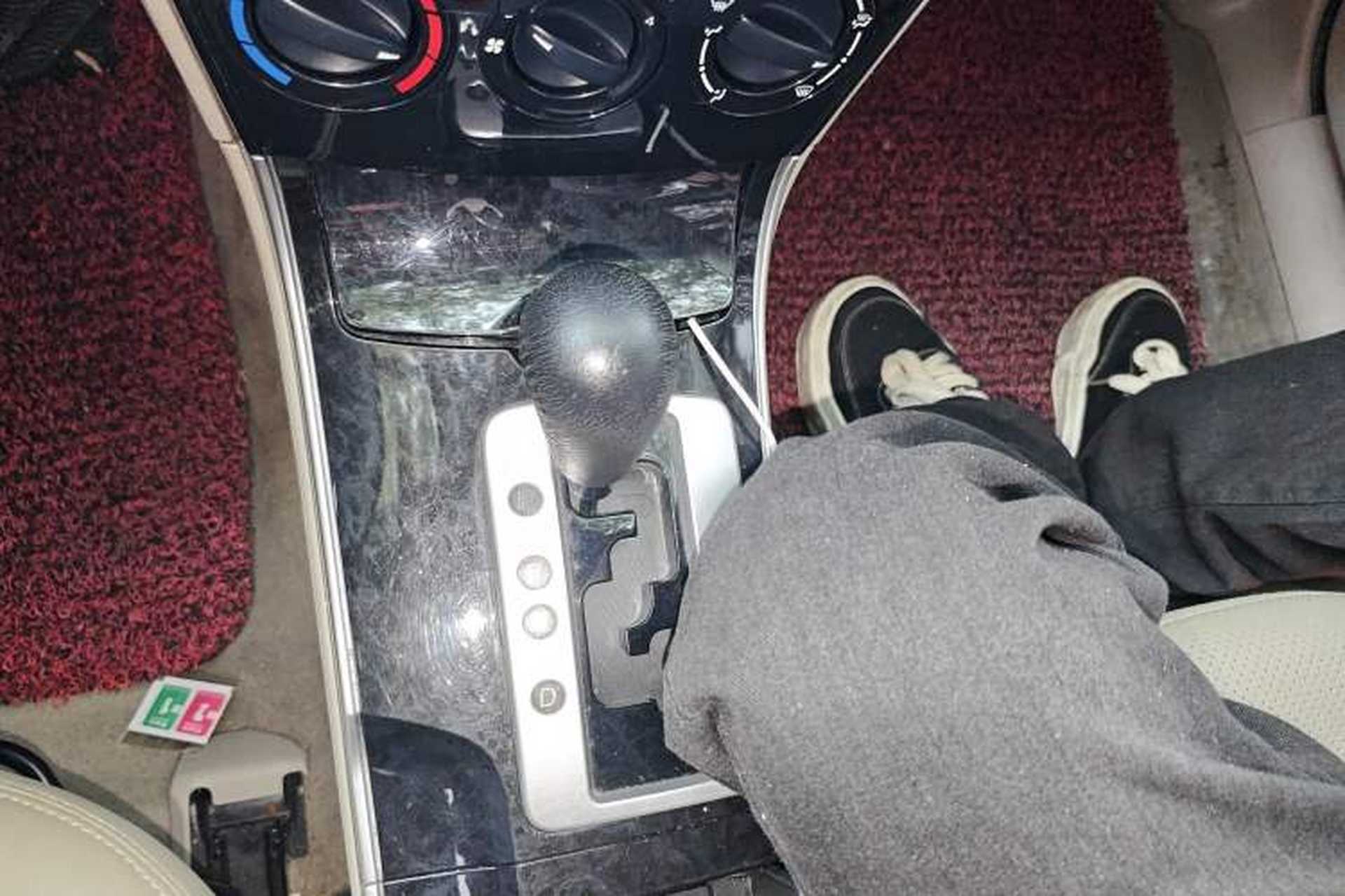 Used Mazda 6 2011 2.0L Automatic Fashion Edition Gear Lever
