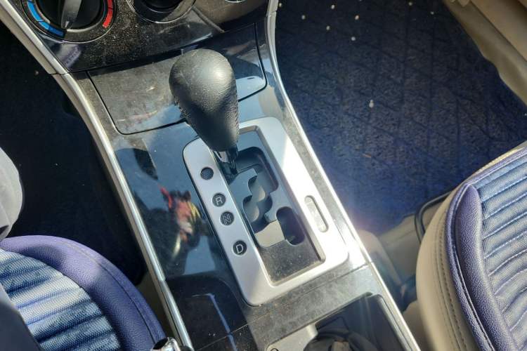 Used Mazda 6 2011 2.0L Automatic Fashion Edition Gear Lever