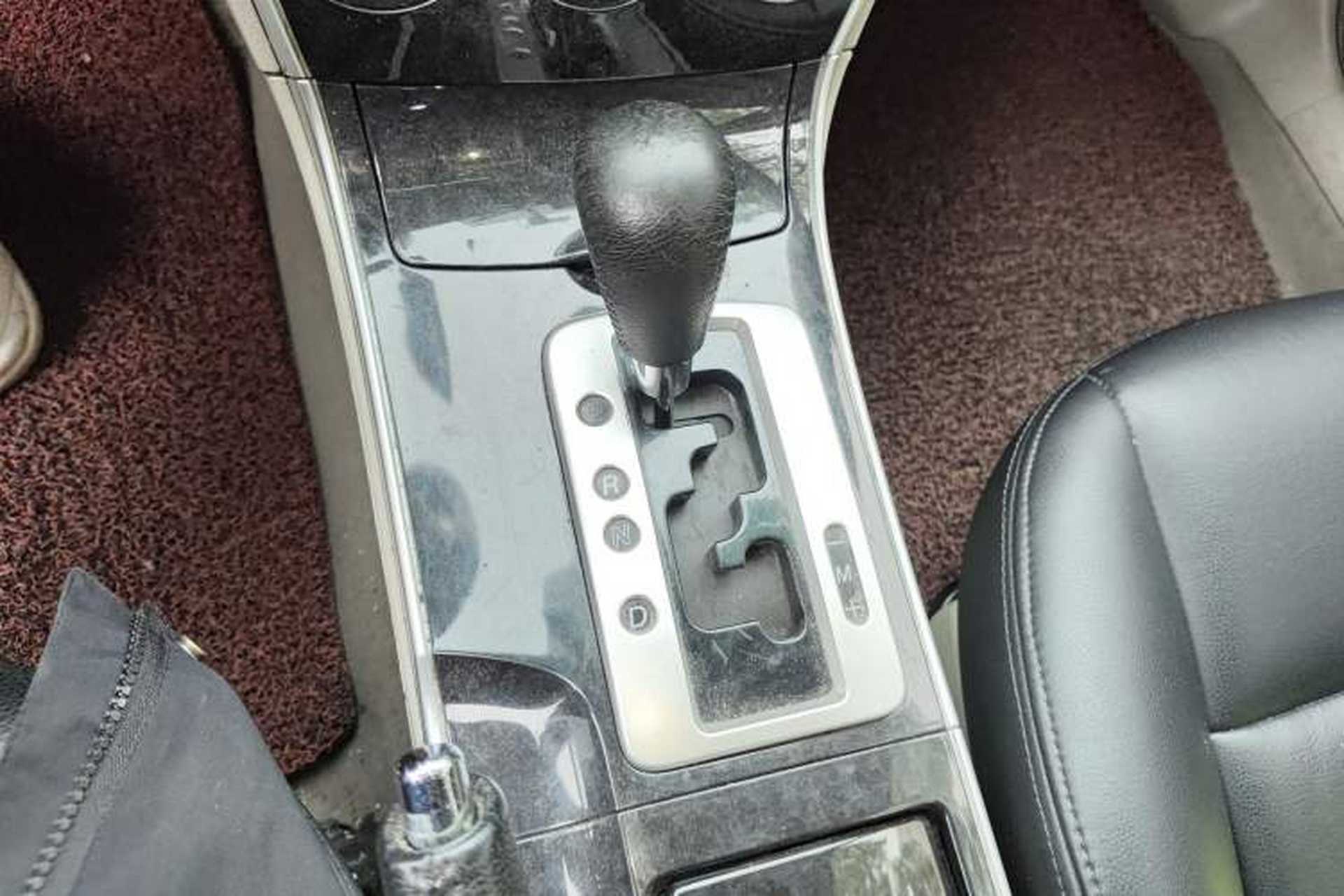 Used Mazda 6 2011 2.0L Automatic Fashion Edition Gear Lever