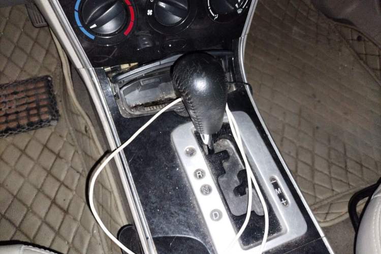 Used Mazda 6 2011 2.0L Automatic Fashion Edition Gear Lever