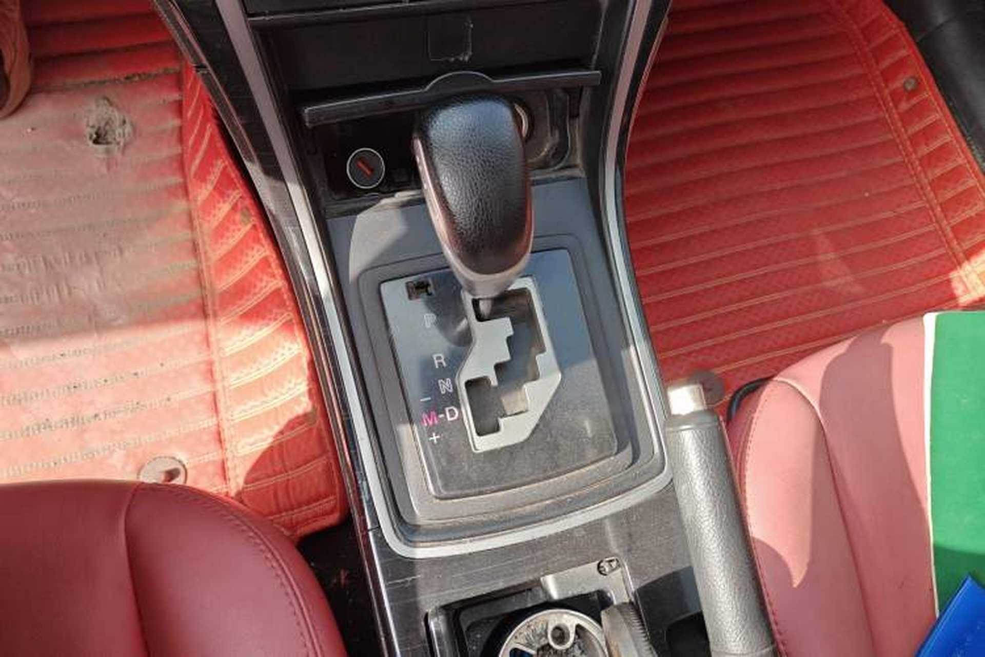 Used Mazda 6 2011 2.0L Automatic Elite Edition Gear Lever