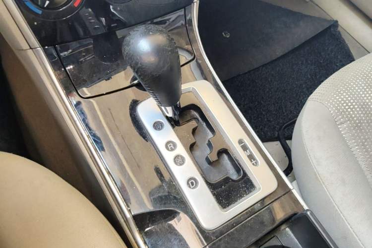 Used Mazda 6 2011 2.0L Automatic Fashion Edition Gear Lever