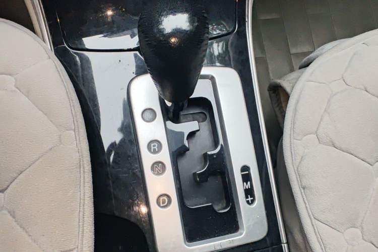 Used Mazda 6 2011 2.0L Automatic Luxury Version Gear Lever
