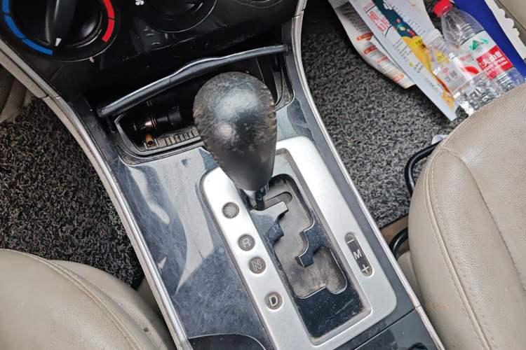 Used Mazda 6 2011 2.0L Automatic Luxury Version Gear Lever