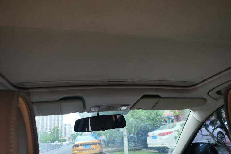 Used Mazda 6 2011 2.0L Automatic Luxury Version Headliner