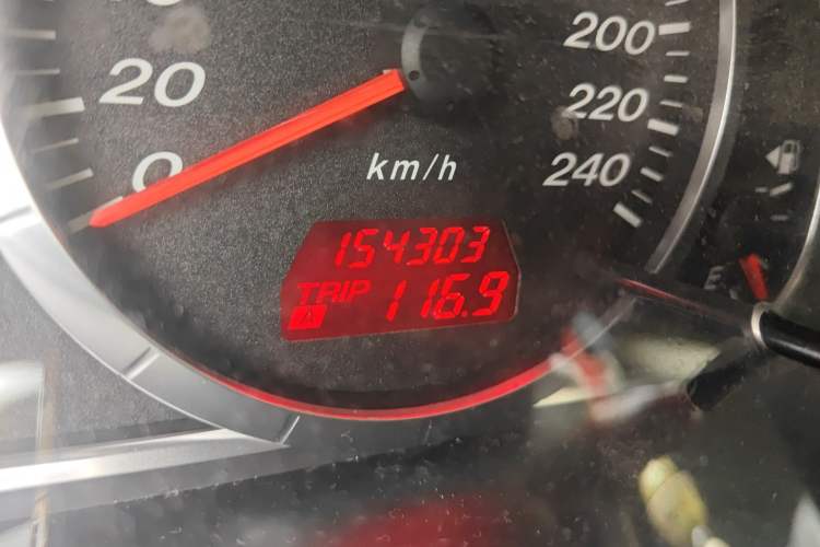 Used Mazda 6 2011 2.0L Automatic Luxury Version Odometer Close Up