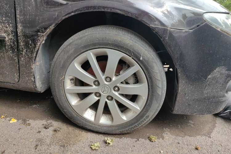 Used Mazda 6 2011 2.0L Automatic Fashion Edition Right Front Wheel Hub