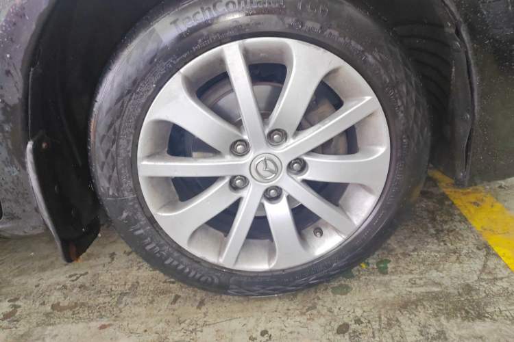 Used Mazda 6 2011 2.0L Automatic Fashion Edition Right Front Wheel Hub