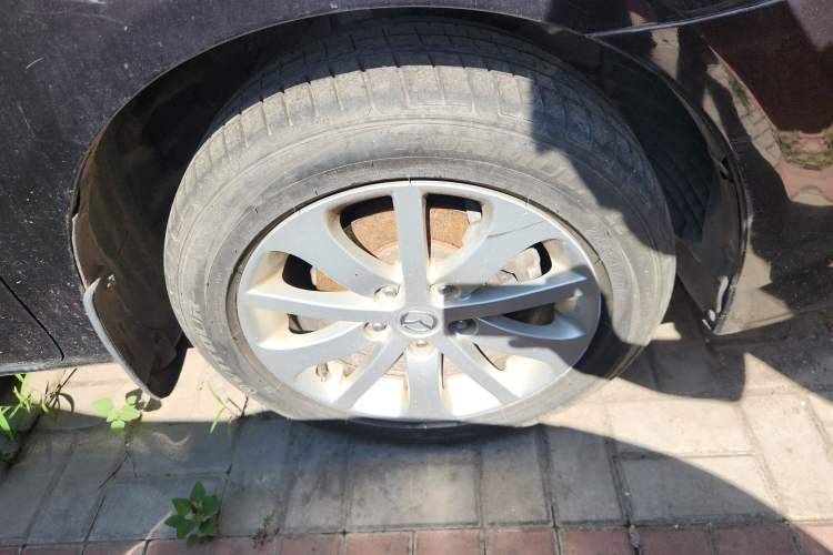 Used Mazda 6 2011 2.0L Automatic Fashion Edition Right Front Wheel Hub
