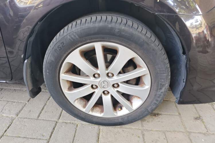 Used Mazda 6 2011 2.0L Automatic Fashion Edition Right Front Wheel Hub