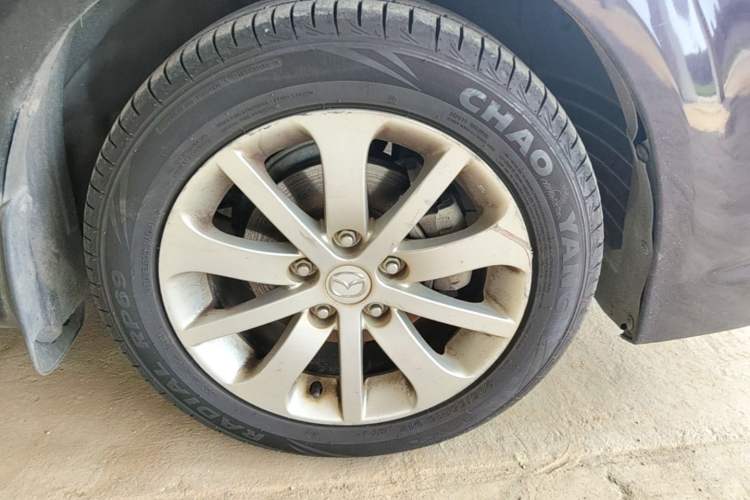 Used Mazda 6 2011 2.0L Automatic Fashion Edition Right Front Wheel Hub
