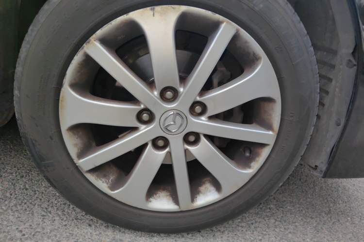 Used Mazda 6 2011 2.0L Automatic Fashion Edition Right Front Wheel Hub