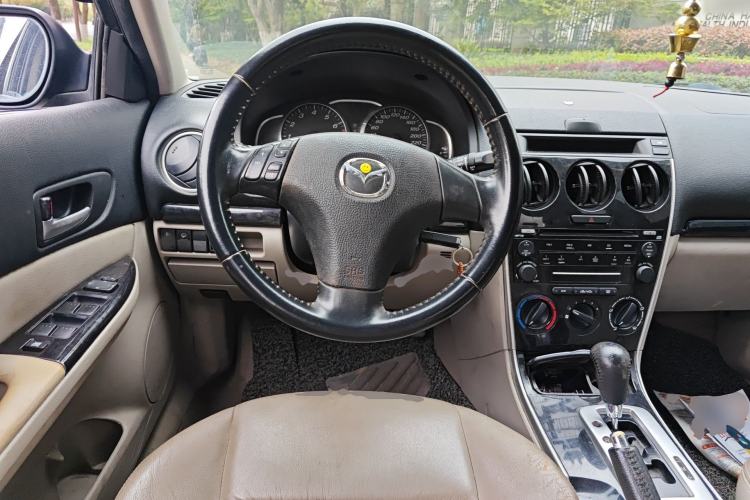 Used Mazda 6 2011 2.0L Automatic Luxury Version Steering Wheel