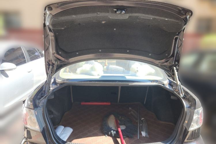 Used Mazda 6 2011 2.0L Automatic Fashion Edition Trunk