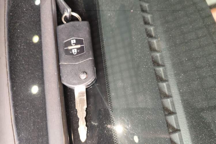Used Mazda 6 2011 2.0L Automatic Fashion Edition Vehicle Key