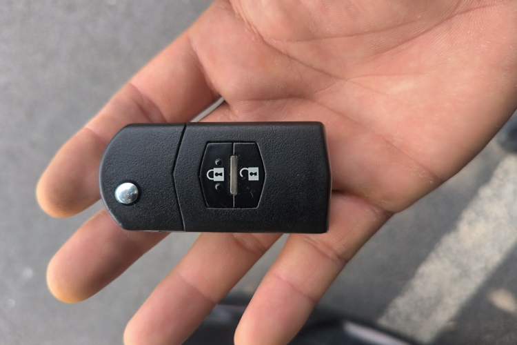 Used Mazda 6 2011 2.0L Automatic Fashion Edition Vehicle Key