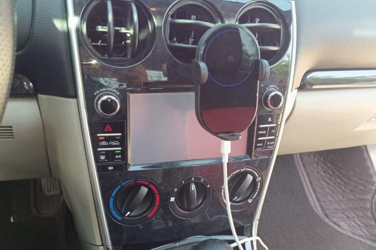 Used Mazda 6 2011 2.0L Automatic Fashion Edition Audio And AC Panel
