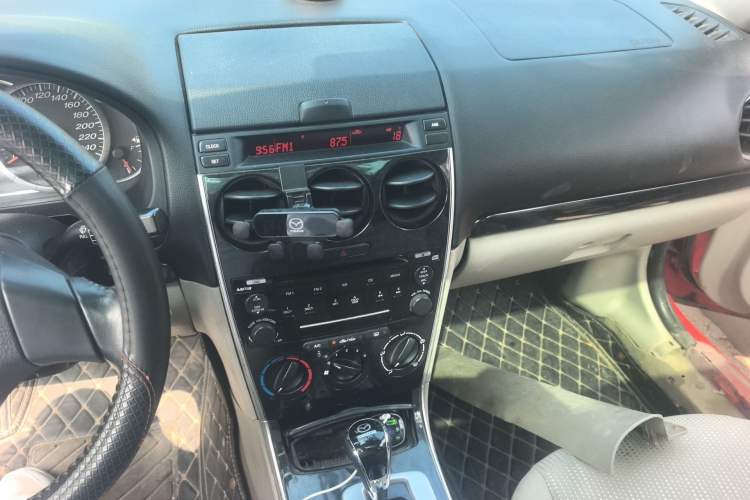Used Mazda 6 2011 2.0L Automatic Fashion Edition Audio And AC Panel