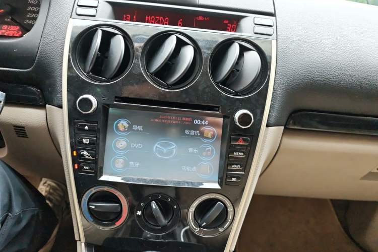 Used Mazda 6 2011 2.0L Automatic Fashion Edition Audio And AC Panel