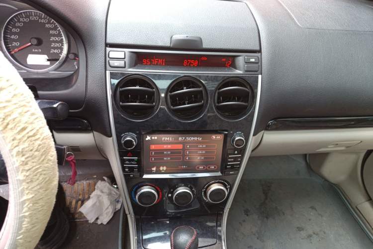 Used Mazda 6 2011 2.0L Automatic Fashion Edition Audio And AC Panel