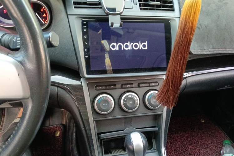 Used Mazda 6 2011 2.0L Automatic Elite Edition Audio And AC Panel