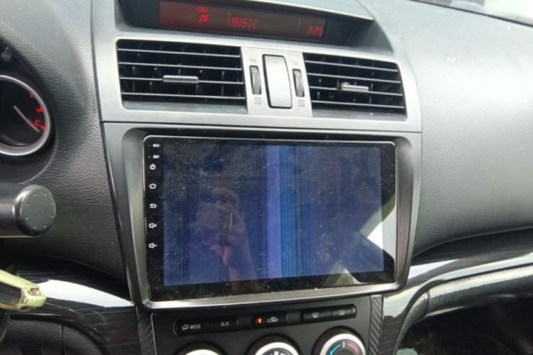 Used Mazda 6 2011 2.0L Automatic Elite Edition Audio And AC Panel