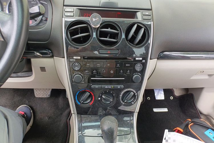 Used Mazda 6 2011 2.0L Automatic Fashion Edition Audio And AC Panel
