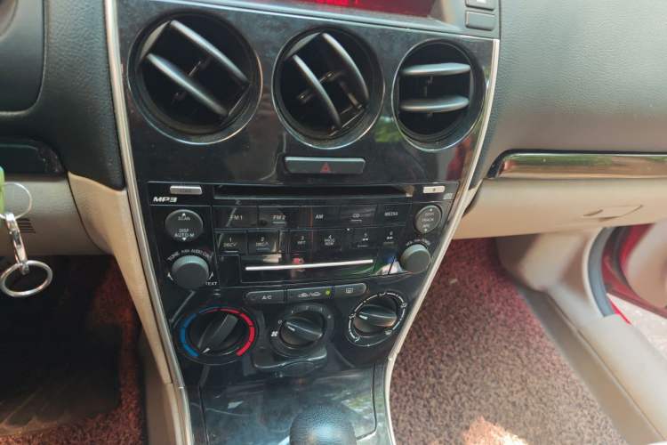 Used Mazda 6  Audio And AC Panel