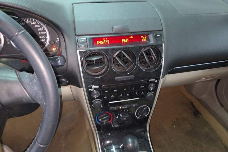 Used Mazda 6 2011 2.0L Automatic Fashion Edition Audio And AC Panel