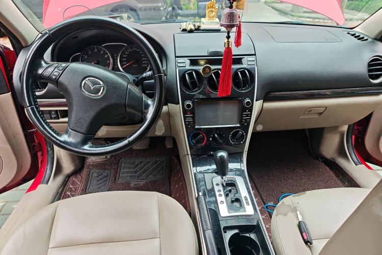 Used Mazda 6 2011 2.0L Automatic Fashion Edition Center Console
