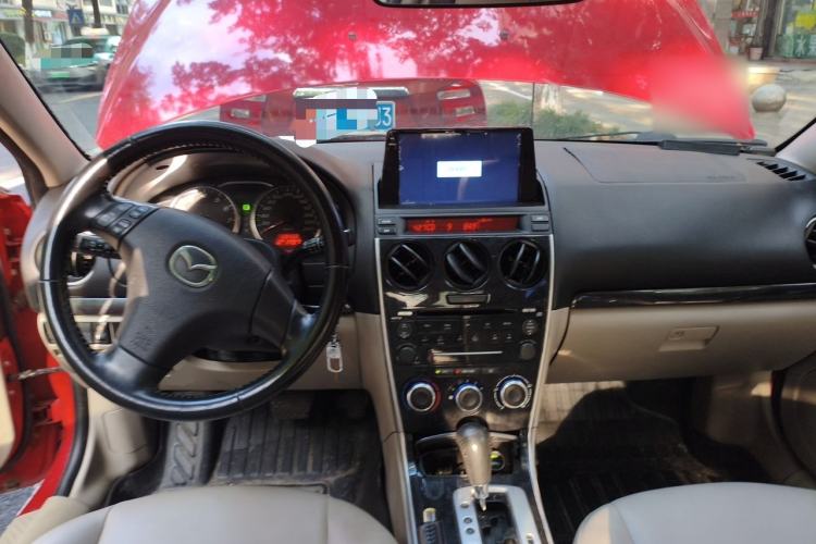Used Mazda 6 2011 2.0L Automatic Luxury Version Center Console