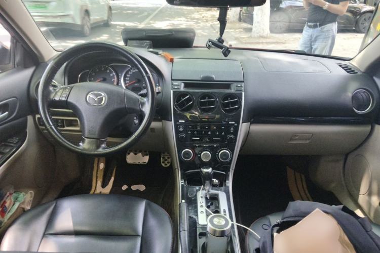 Used Mazda 6 2011 2.0L Automatic Fashion Edition Center Console