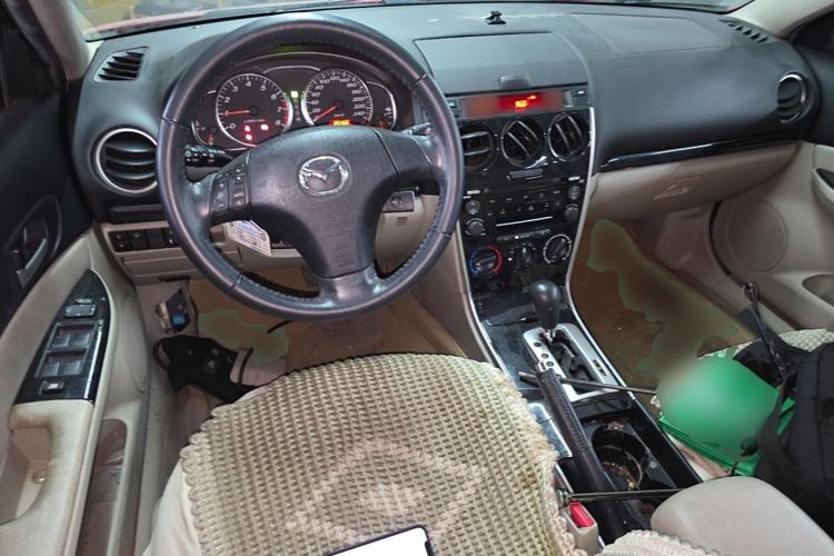 Used Mazda 6 2011 2.0L Automatic Fashion Edition Center Console