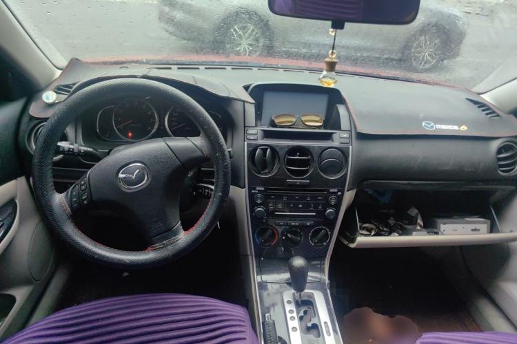 Used Mazda 6 2011 2.0L Automatic Fashion Edition Center Console