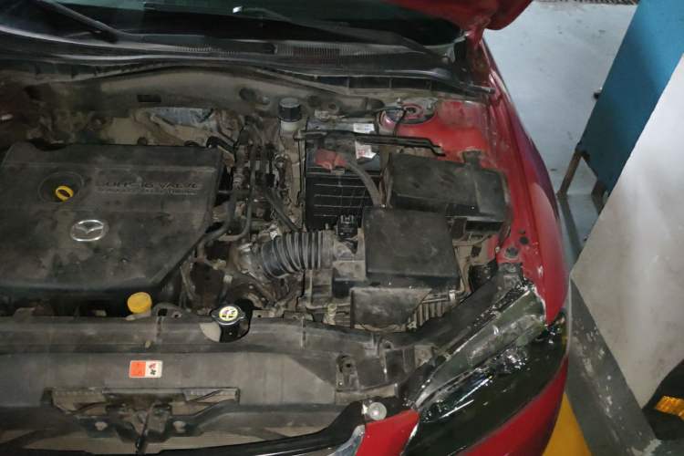 Used Mazda 6 2011 2.0L Automatic Fashion Edition Engine Bay Left