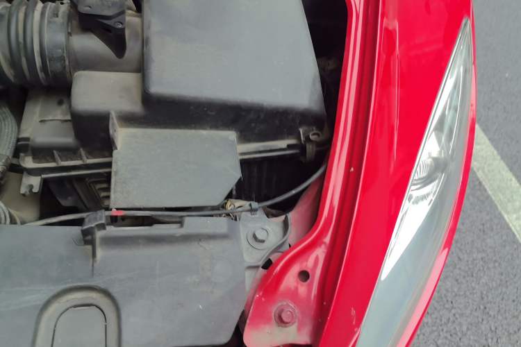 Used Mazda 6 2011 2.0L Automatic Elite Edition Engine Bay Left