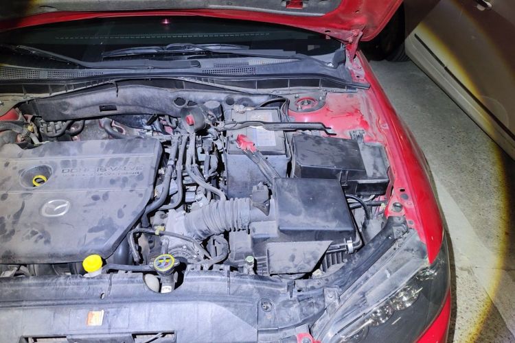 Used Mazda 6 2011 2.0L Automatic Fashion Edition Engine Bay Left