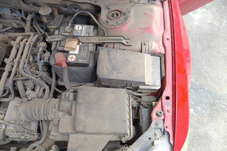Used Mazda 6 2011 2.0L Automatic Fashion Edition Engine Bay Left