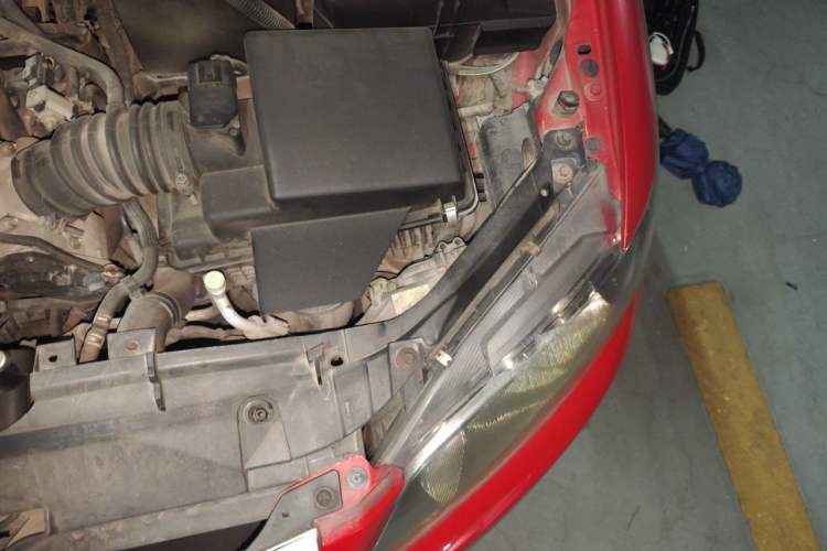 Used Mazda 6 2011 2.0L Automatic Fashion Edition Engine Bay Left