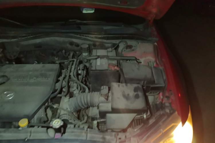 Used Mazda 6 2011 2.0L Automatic Fashion Edition Engine Bay Left