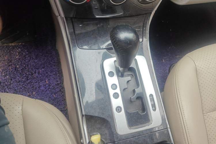 Used Mazda 6 2011 2.0L Automatic Fashion Edition Gear Lever