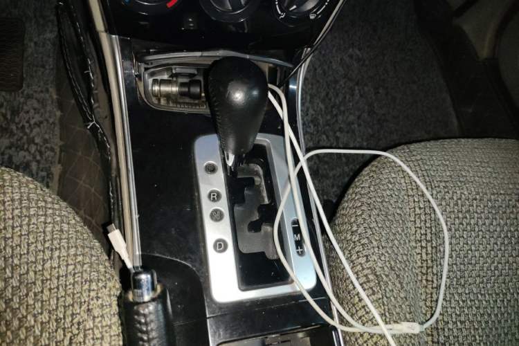 Used Mazda 6 2011 2.0L Automatic Fashion Edition Gear Lever