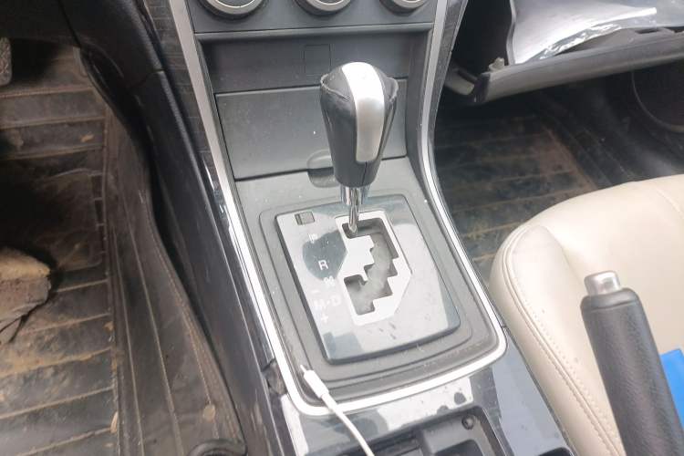 Used Mazda 6 2011 2.0L Automatic Elite Edition Gear Lever