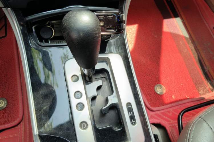 Used Mazda 6 2011 2.0L Automatic Fashion Edition Gear Lever