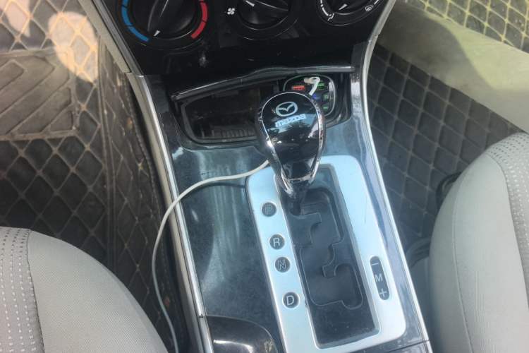 Used Mazda 6 2011 2.0L Automatic Fashion Edition Gear Lever