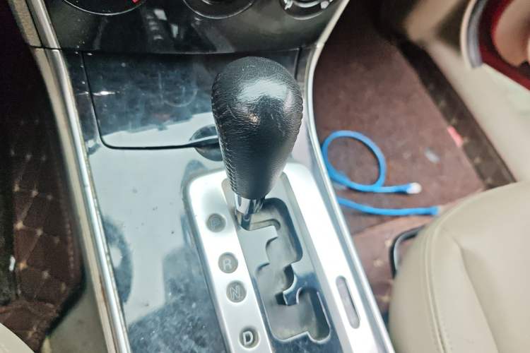 Used Mazda 6 2011 2.0L Automatic Fashion Edition Gear Lever