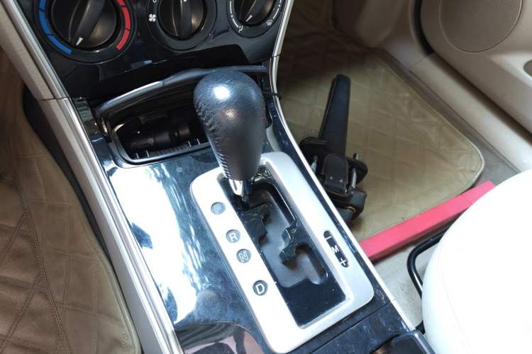 Used Mazda 6 2011 2.0L Automatic Fashion Edition Gear Lever