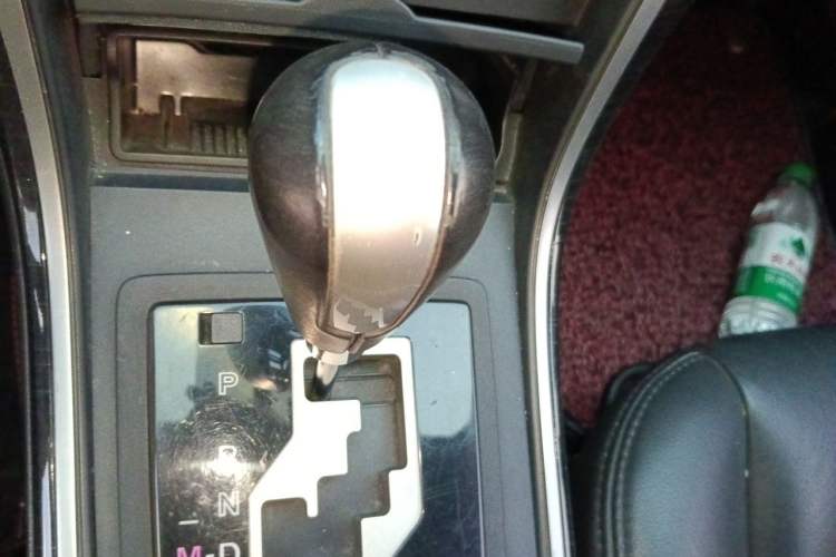 Used Mazda 6 2011 2.0L Automatic Elite Edition Gear Lever