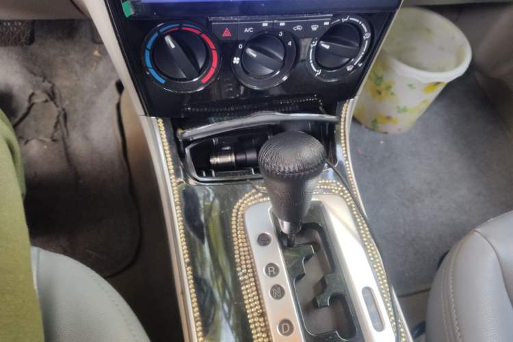 Used Mazda 6 2011 2.0L Automatic Fashion Edition Gear Lever