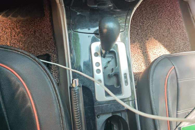 Used Mazda 6  Gear Lever